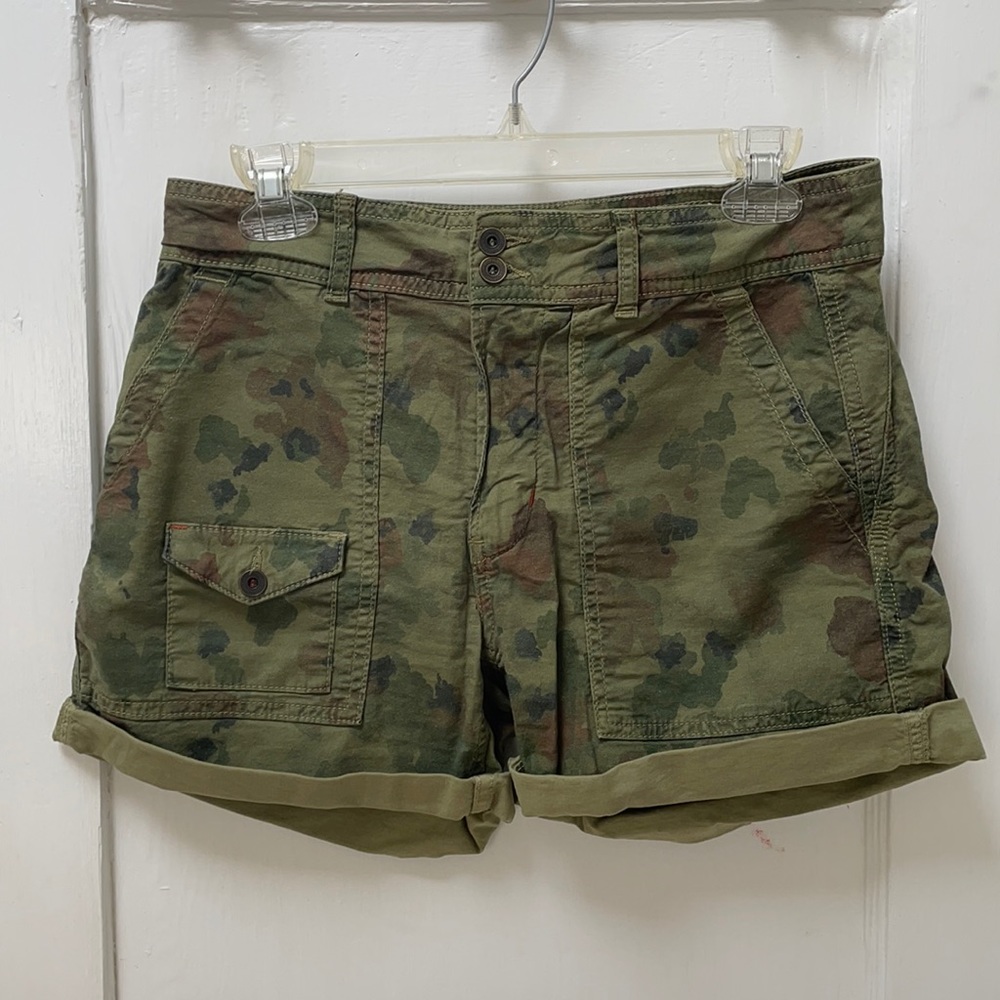 Anthropologie camouflage print shorts
